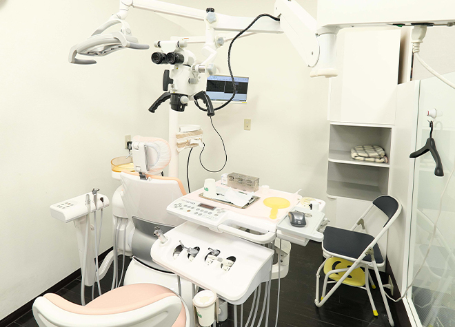 オークヒルズ歯科_矯正治療中の見た目にも配慮して、目立ちにくい矯正装置をご提供しています