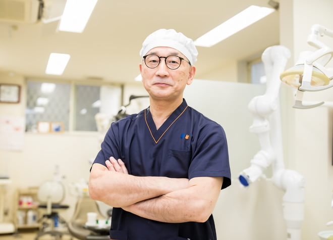 上田歯科医院の院長