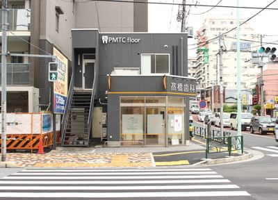 医院外観の風景