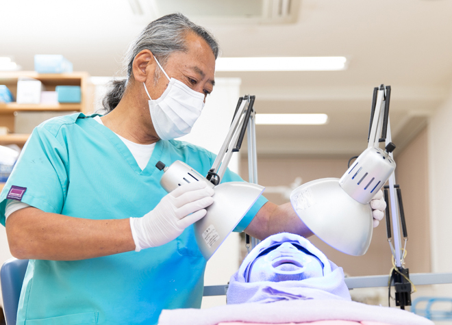 平塚歯科診療所_1回の施術でも白さを実感しやすい、「オフィスホワイトニング」を提供