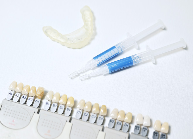 ながた歯科クリニック_継続も再開もしやすい、患者様自身が施術を行う「ホームホワイトニング」