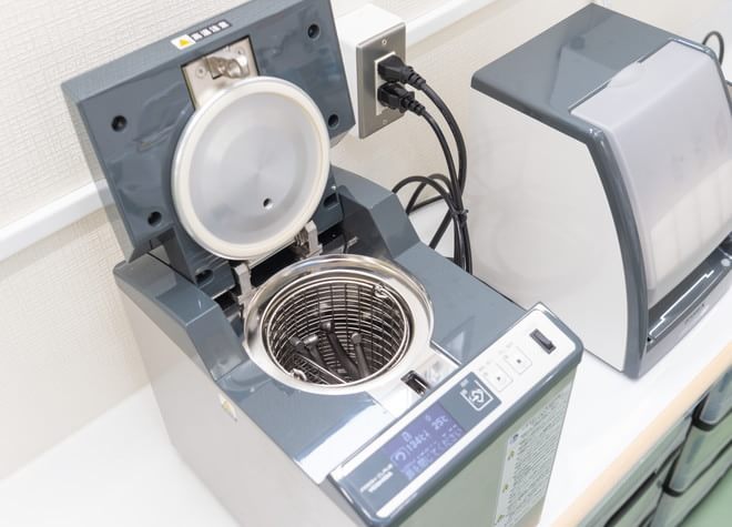 器具を清潔に管理!オートクレーブや全自動洗浄器を活用
