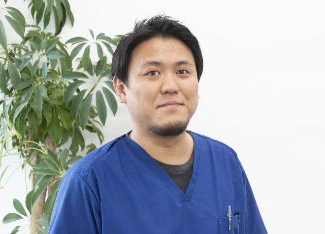 しらさき歯科クリニックの院長